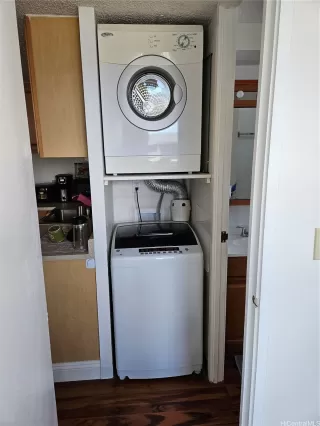 Photo #5: 202600114 Listing 