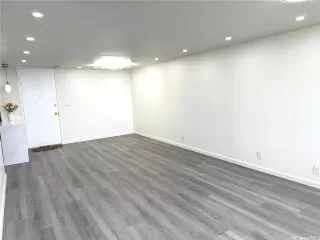 Photo #5: 202600127 Listing 