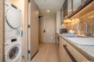 Photo #6: 202600134 Listing 