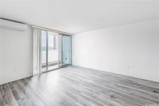 Photo #2: 202600135 Listing 