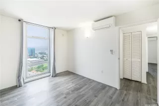 Photo #5: 202600135 Listing 