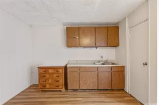 Photo #3: 202600146 Listing 