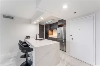 Photo #4: 202600161 Listing 