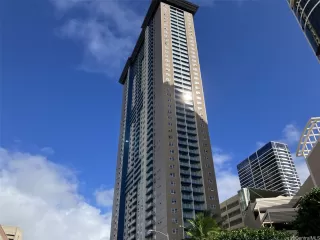 Photo #3: 202600162 Listing 