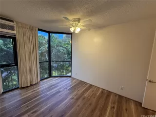 Photo #5: 202600182 Listing 