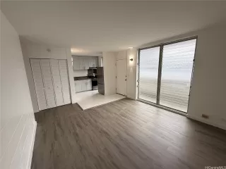 Photo #3: 202600194 Listing 