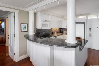 Photo #4: 202600206 Listing 