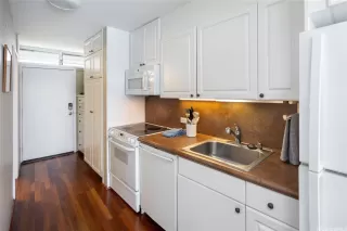 Photo #6: 202600209 Listing 