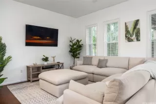 Photo #3: 202600215 Listing 