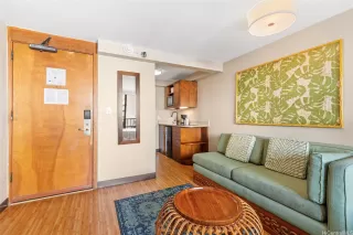 Photo #3: 202600244 Listing 