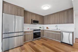 Photo #5: 202600277 Listing 