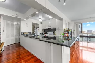 Photo #4: 202600283 Listing 