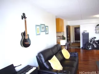 Photo #5: 202600344 Listing 