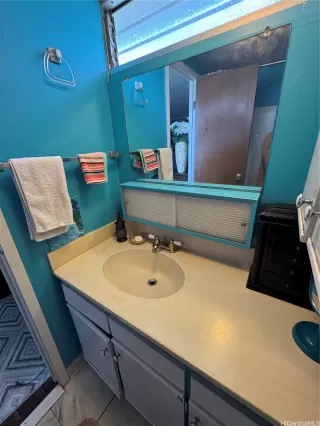 Photo #5: 202600356 Listing 