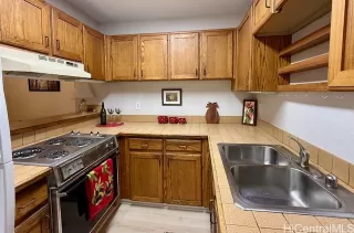 Photo #6: 202600359 Listing 