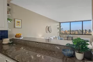 Photo #5: 202600365 Listing 