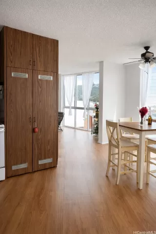 Photo #3: 202600367 Listing 