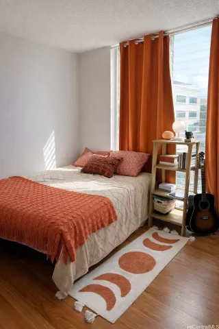 Photo #6: 202600367 Listing 