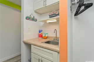 Photo #4: 202600371 Listing 