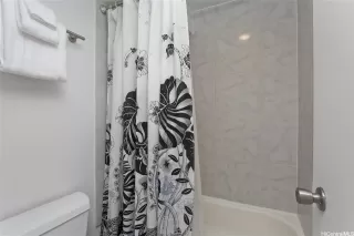 Photo #6: 202600371 Listing 