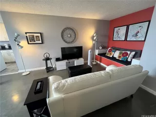 Photo #3: 202600372 Listing 