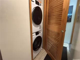 Photo #5: 202600383 Listing 