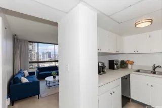 Photo #6: 202600395 Listing 