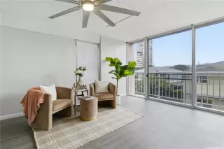 Photo #4: 202600409 Listing 