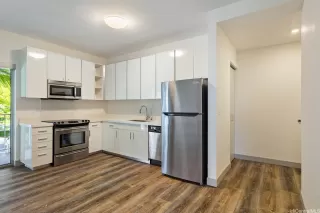 Photo #3: 202600413 Listing 