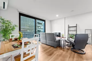 Photo #3: 202600427 Listing 