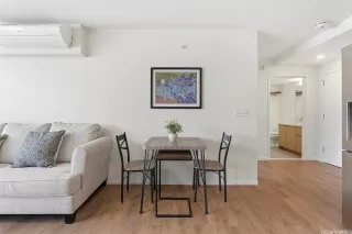 Photo #6: 202600450 Listing 