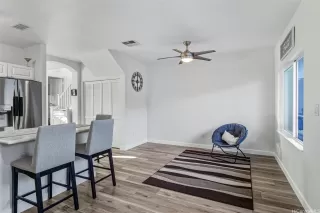 Photo #6: 202600455 Listing 