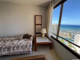 Photo #4: 202600465 Listing 