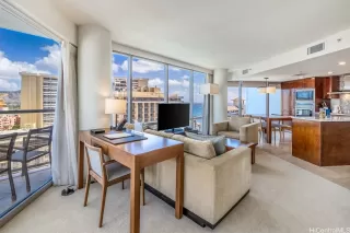 Photo #4: 202600480 Listing 