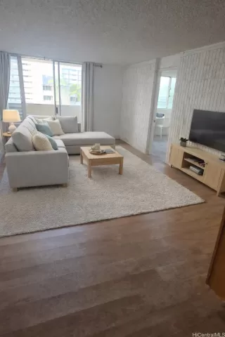 Photo #2: 202600492 Listing 