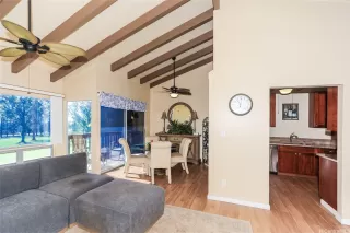 Photo #6: 202600499 Listing 