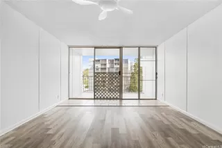 Photo #3: 202600509 Listing 