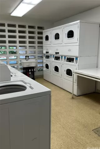 Photo #6: 202600530 Listing 