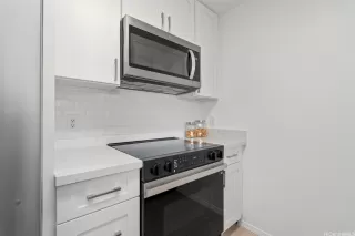 Photo #5: 202600533 Listing 