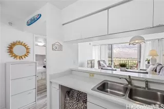 Photo #5: 202600564 Listing 