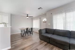 Photo #3: 202600587 Listing 