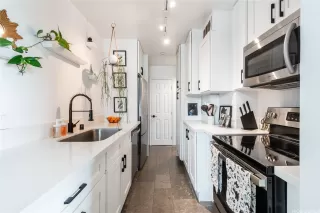 Photo #3: 202600628 Listing 