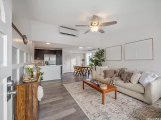 Photo #5: 202600631 Listing 