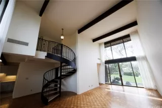 Photo #2: 202600634 Listing 