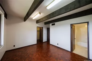 Photo #6: 202600634 Listing 