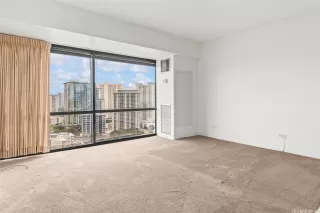 Photo #5: 202600638 Listing 