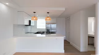 Photo #5: 202600649 Listing 