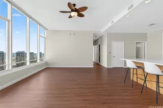 Photo #5: 202600654 Listing 