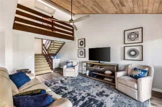 Photo #3: 202600674 Listing 