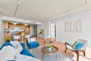 Photo #3: 202600679 Listing 